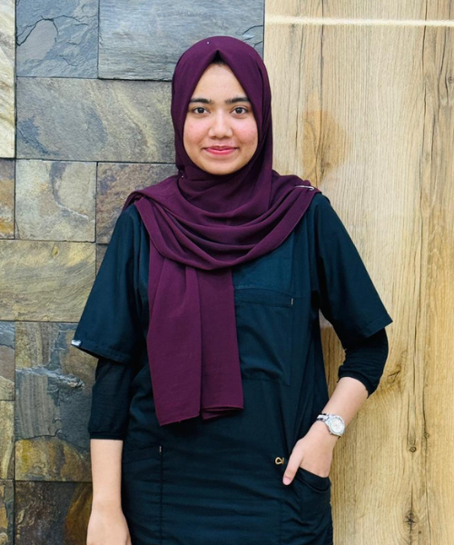 Dr Summiya Khan